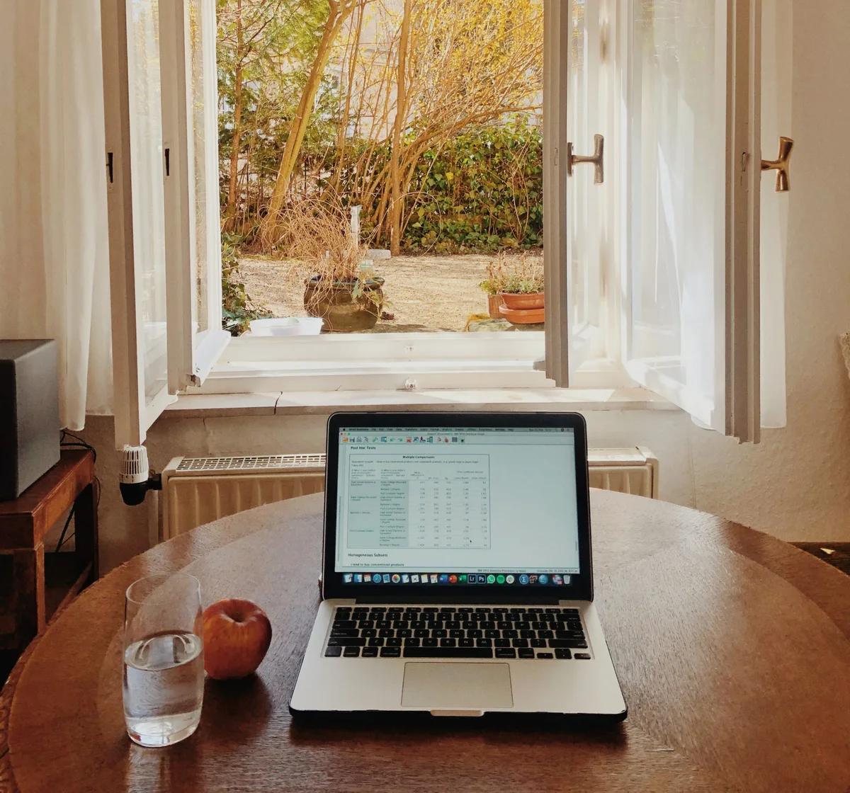 Create A Workspace At Home Without Moving