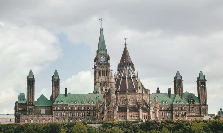 Ottawa skyline for moving services in Ottawa